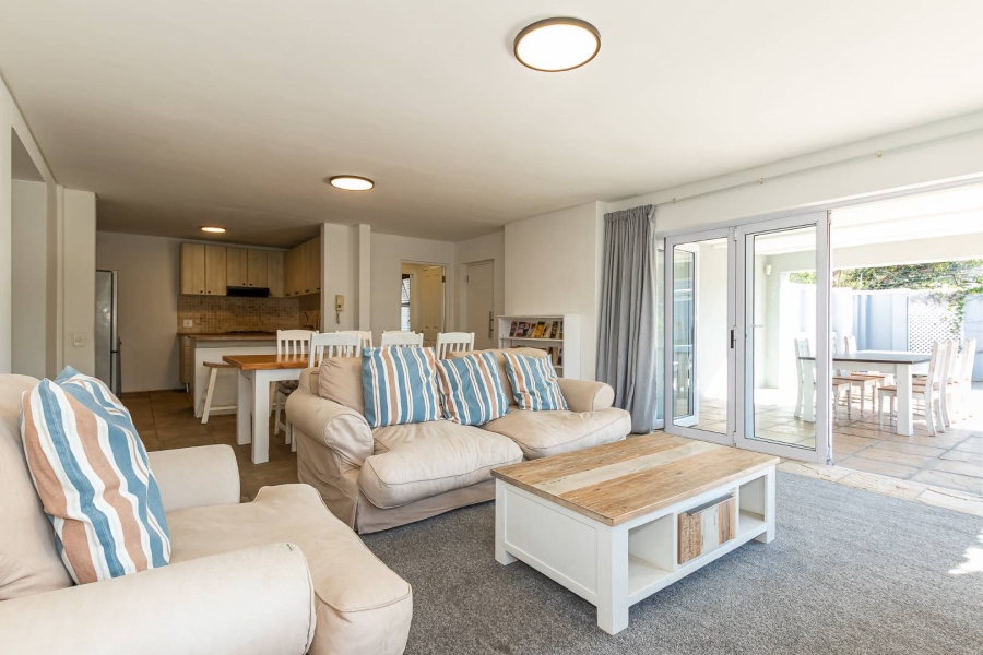 5 Bedroom Property for Sale in Tokai Western Cape